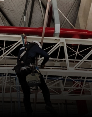 Instalação e montagem de estruturas